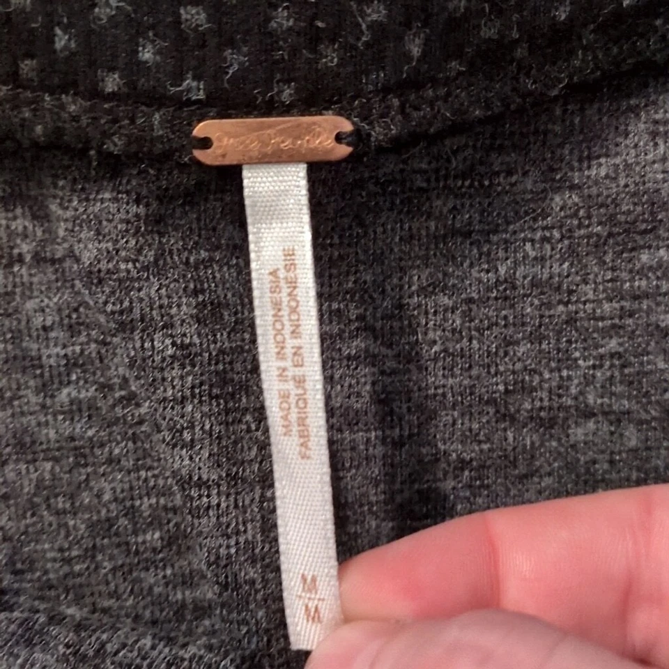 Falda lápiz Free People azul marino y gris a lunares talla mediana Foto 3 de 4