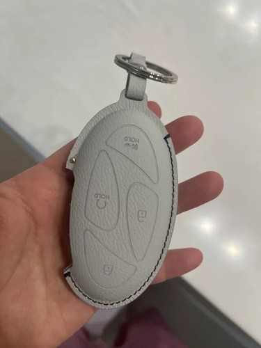 Hyundai Ioniq 6 Smart Key Leather Case Key Holder Hyundai Genuine accessories - Picture 18 of 19