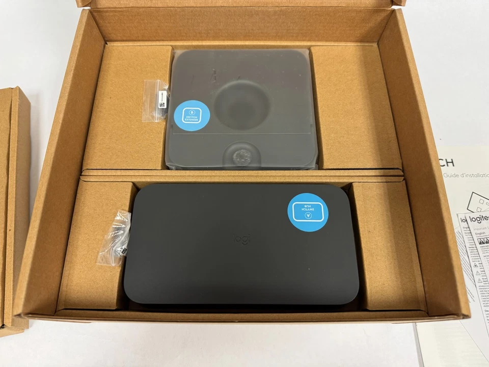 Logitech SWYTCH HUB VU0057 Auto-Sensing USB3.0 & HDMI2.0 Switch 952-000009 - Image 3 of 4