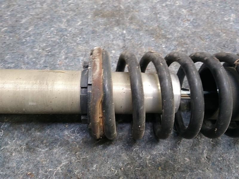 MASERATI QUATTROPORTE M139 SEDAN Front Right Passenger Strut With Spring 04-08