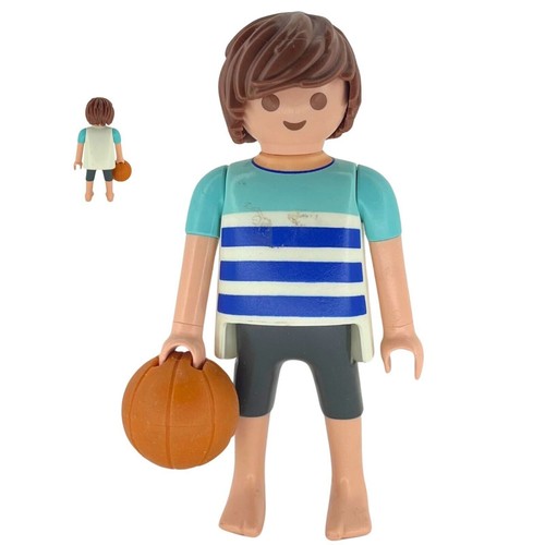 Figurine Playmobil gar?�on avec basket | eBay