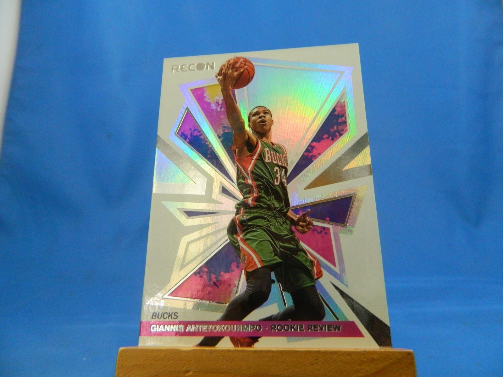 Giannis Antetokounmpo Recon 2020-21 #20 Rookie Review