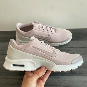 womens air max jewell trainer