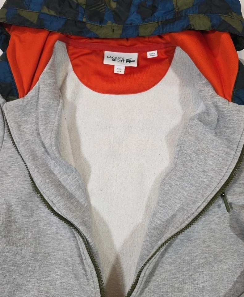 Chaqueta con capucha Lacoste gris y camuflaje cremallera completa para hombre pequeña Foto 4 de 4