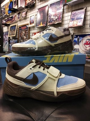 Size 11 - Travis Scott x Nike Zoom Field Jaxx Leche Blue