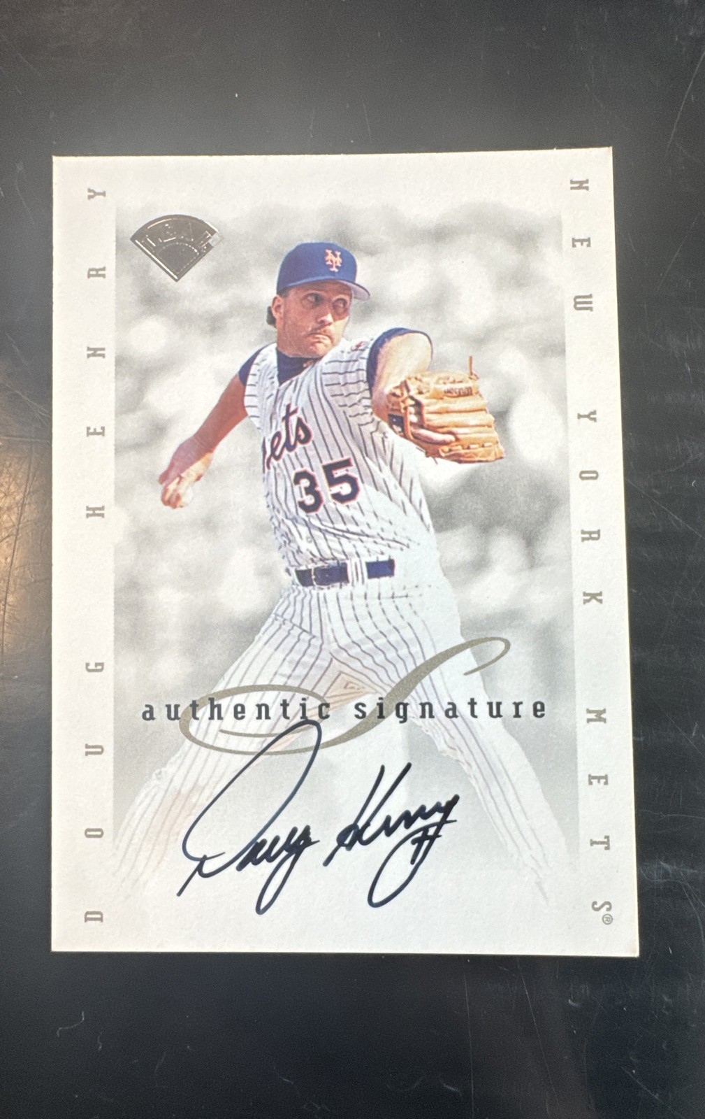 1996 Leaf Signature Series - Signatures Update Doug Henry /5000 (AU)