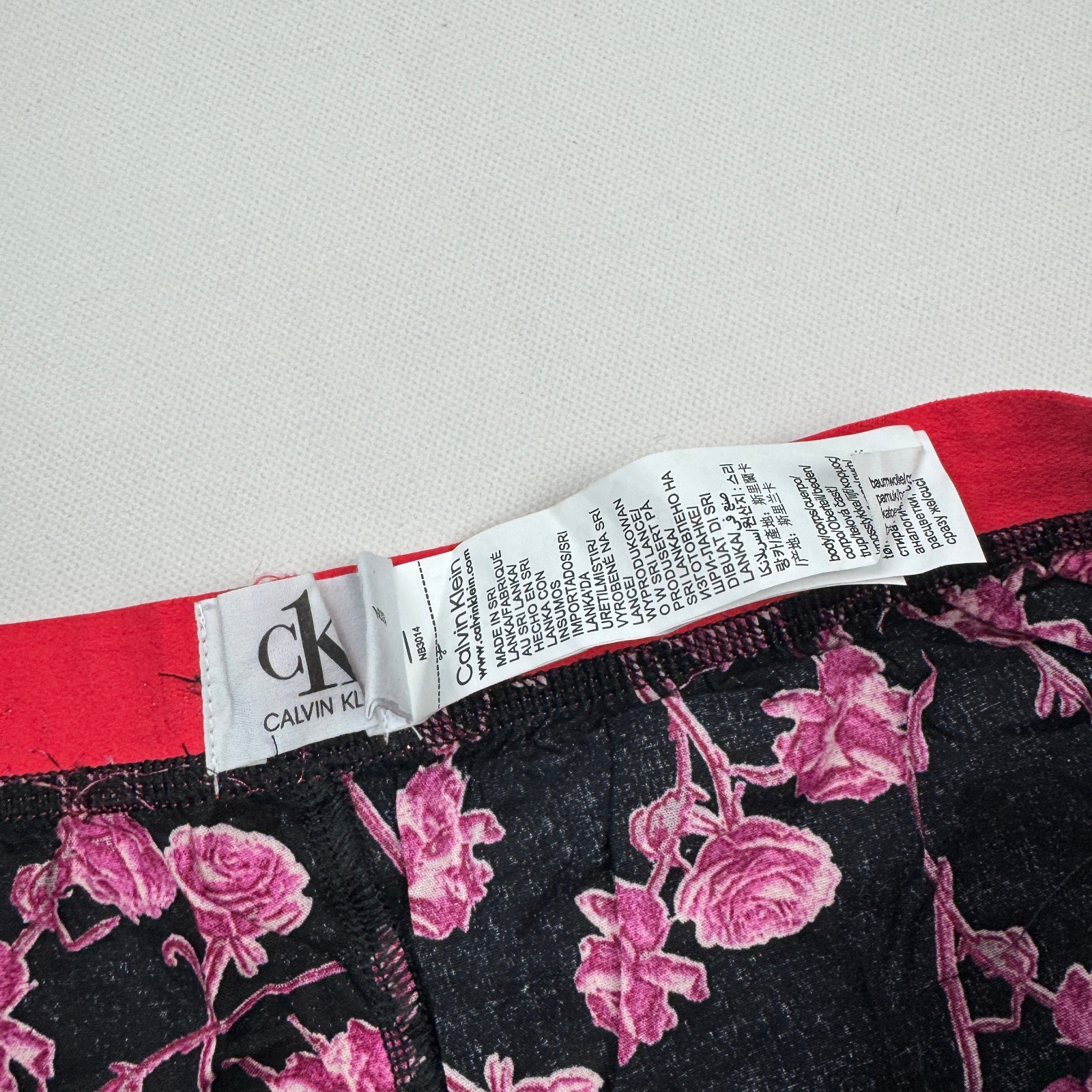 Calvin Klein Women's Shorts L Black image 5