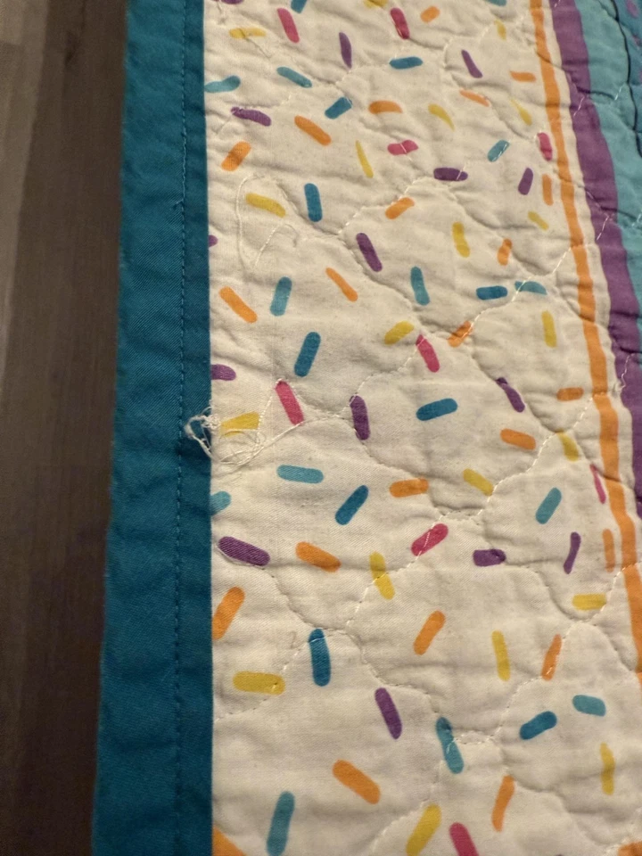 Manta Edredón Bebé Dinosaurio Vintage 44x32 Reversible Fiesta Desfile Ropa de Cama Niños Foto 4 de 4