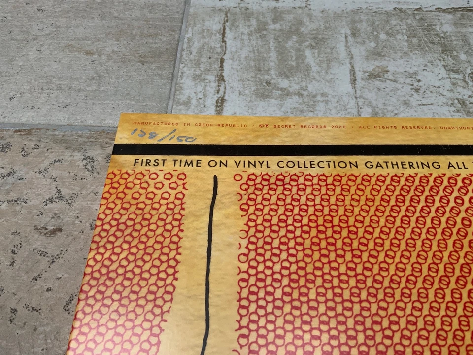 THE RESIDENTS  SANTA DOG  50TH ANNIVERSARY LIMITED EDITION NUMBERED 2 x VINYL LP - Image 3 of 4