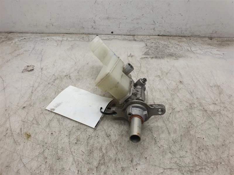 07-12 LEXUS ES350 2.4L 4CYL TRACCIÓN DELANTERA FRENO CONJUNTO CILINDRO MAESTRO Foto 3 de 4