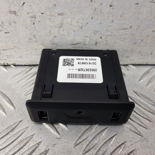 RENAULT KADJAR AUX IN USB PORT UNIT 2016 280239732R - Picture 2 of 12