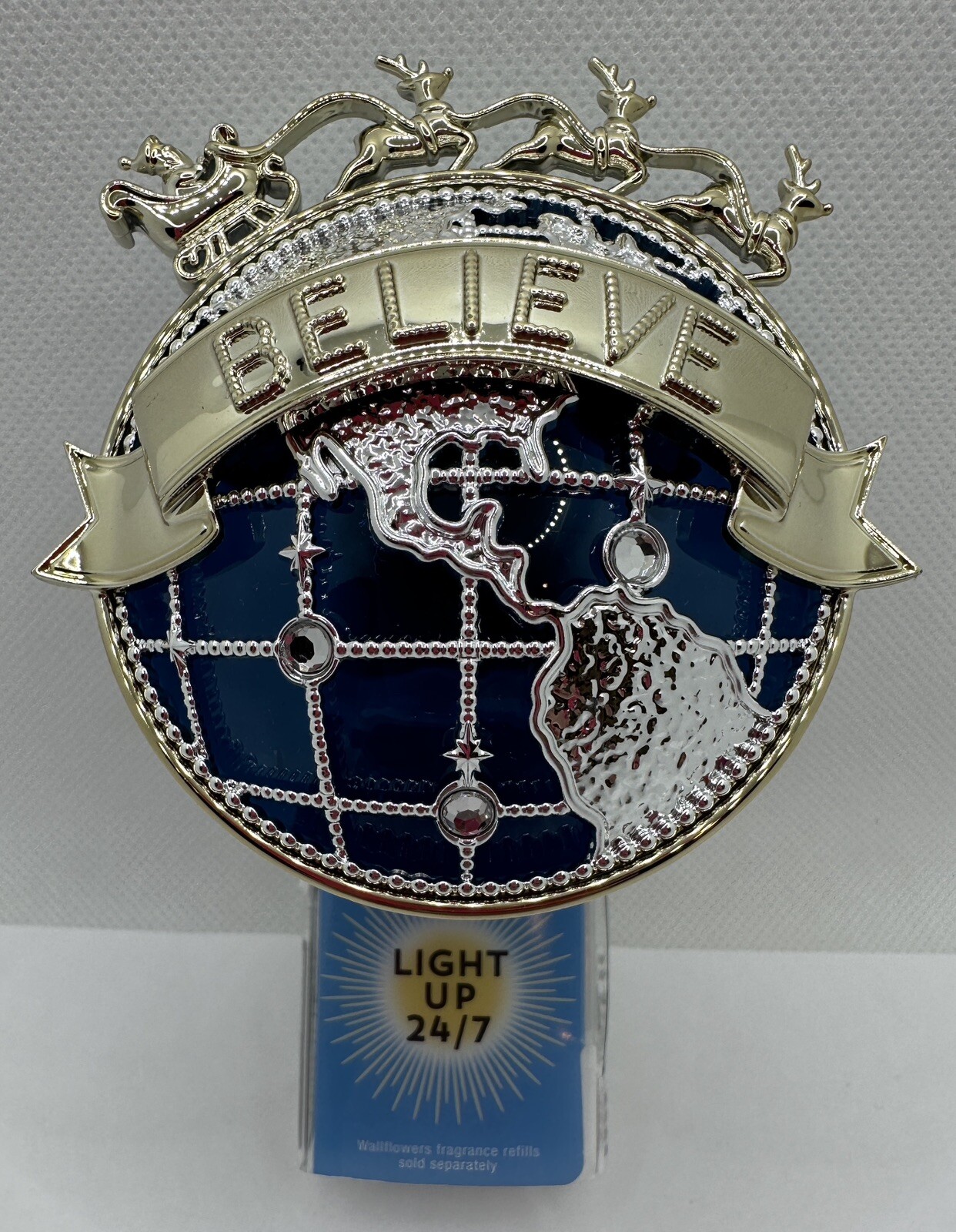 Bath & Body Works Believe Santa Globe Wallflower Plug-In Christmas Lights Up-image