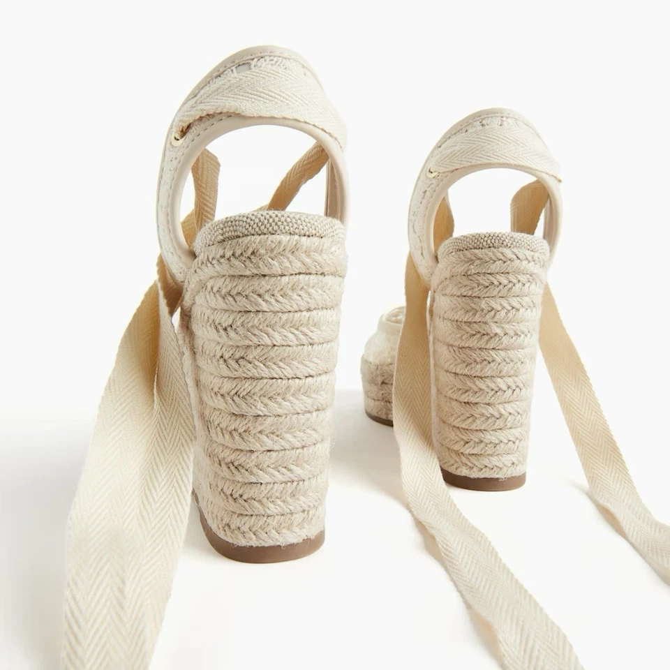 Hermosas sandalias de cuña alpargata de encaje marfil H&M talla US 11 Foto 4 de 4