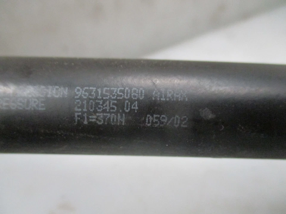 Verin hayon gauche 8731N1 Citroen XSARA PICASSO - Photo 4/4