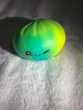 dumpling squishy size and it  s tie-dye mystery medium size has a very good squis