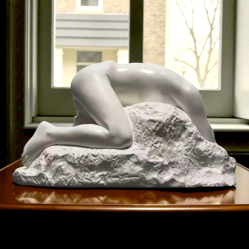 Sculpture Danaïde Rodin style art moderne – statue décorative blanche 16,5 cm - Photo 3/4