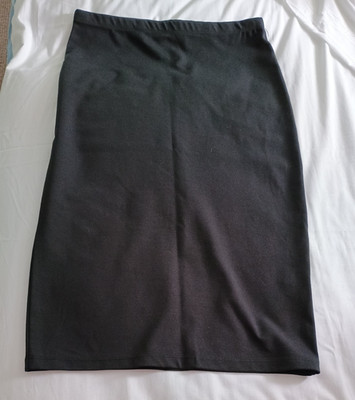 Max Studio schwarzer Ponte Rock Größe Medium 32'' Taille elastisch 29'' lang neu mit Etikett £50