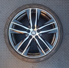 GENUINE 19" SEAT LEON CUPRA ALLOY WHEEL 8J 5F0601025AC ET50 PIRELLI P ZERO