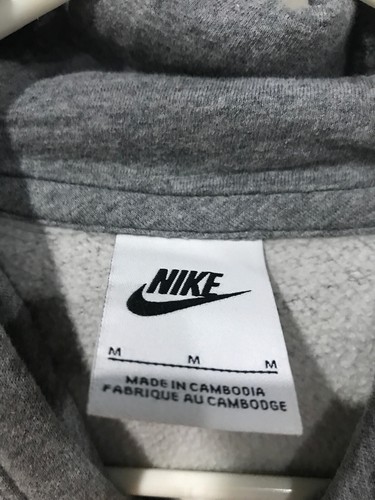 NIKE Kid's Medium Essentials Fleece Pullover Hoodie Gray - Picture 3 of 5