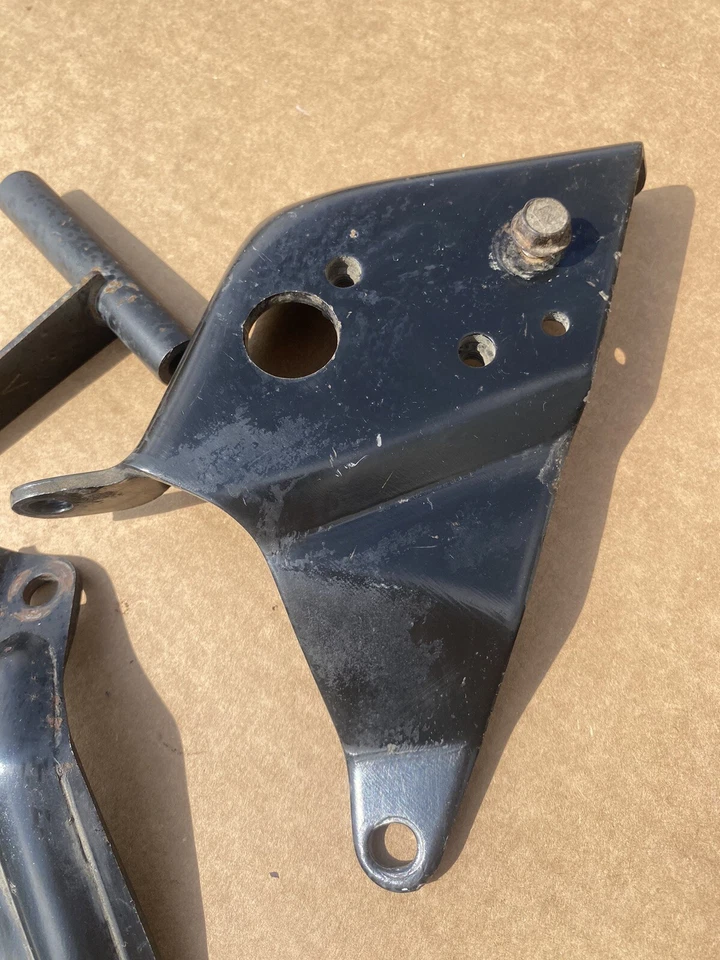 6.2L DIESEL Alternator, Bracket Chevy GM Truck 82-87 91 - Image 2 of 4