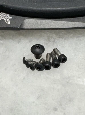 Schwarze Edelstahl Ersatzschrauben für Benchmade A.F.O. 2 Messer - Bild 1 von 4