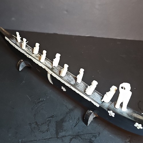 17" Carved  Horn Asian Yacht 10 small Passengers Unique Piece of Art Must See - Picture 10 of 12