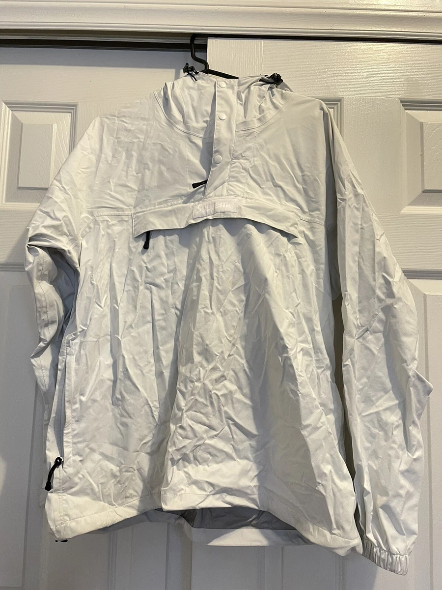 Supreme taped top seam anorak