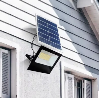 CLICLED Faro LED Solare Per Esterni con Pannello Solare 200W con Indicatore di Carica