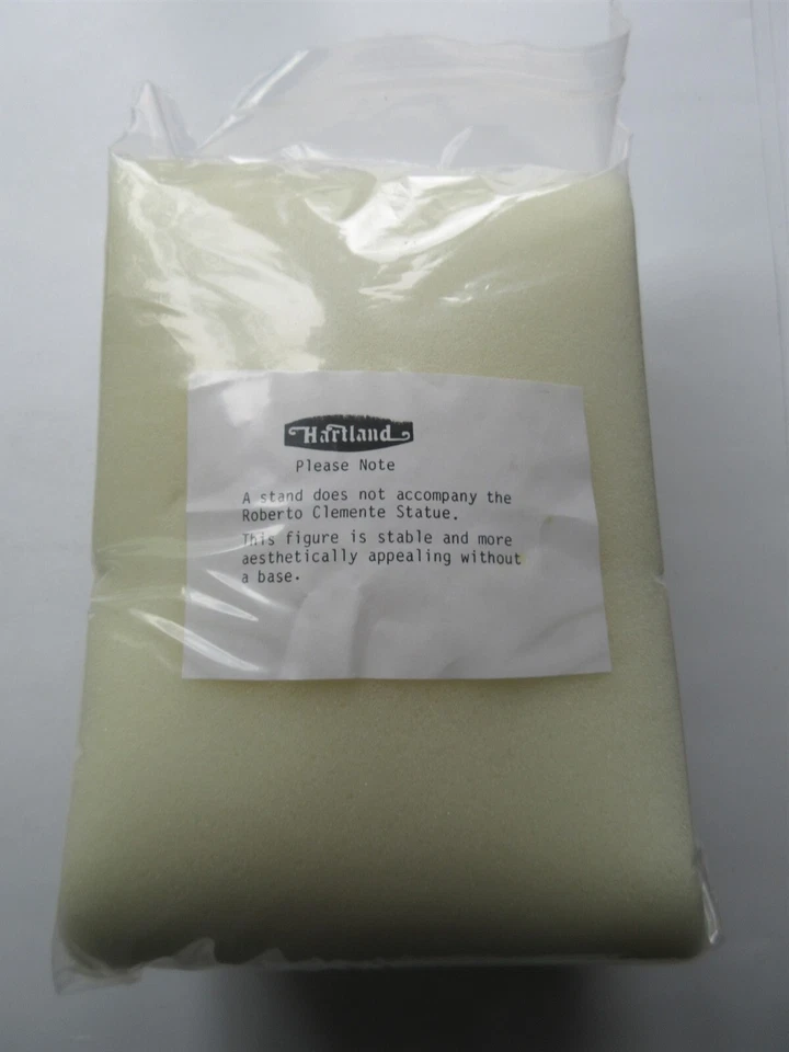 1990 Hartland Statue Roberto Clemente Pittsburgh Pirates Limited Edition - Image 4 of 4