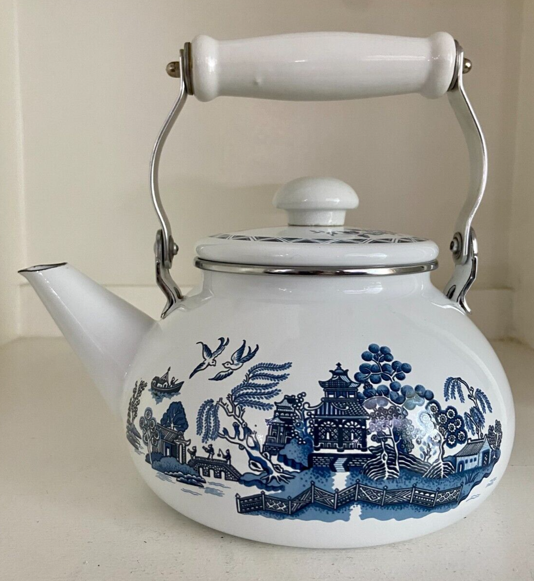 Vintage Enamel Blue Willow Teapot Kettle