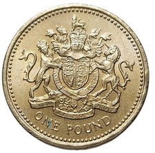 1983 Queen Elizabeth II £1 Coin Royal Arms UK One Pound