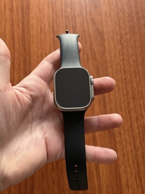 Apple Watch Ultra 2 49mm Titanium, GPS + Cellular (Open Box)