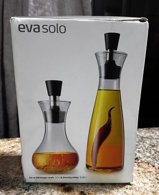 Eva Solo Oil/Vinager Carafe 0.5L & Dressing Shaker 0.25L - BRAND NEW