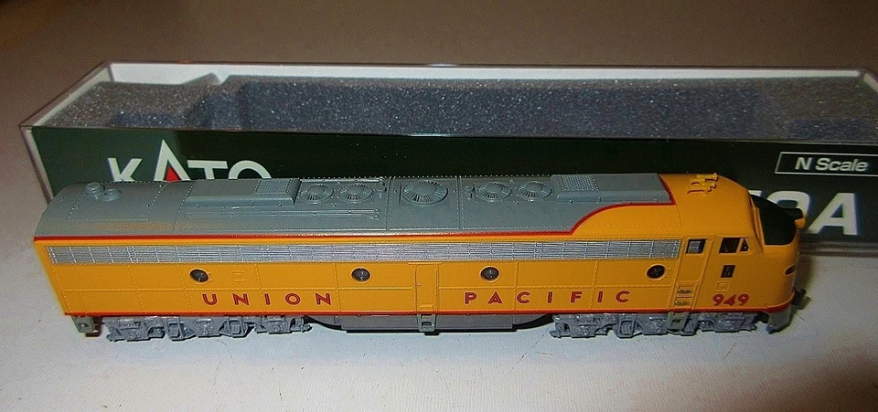 KATO N SALE #176-5324 E9A UNION PACIFIC ROAD # 949 - Image 2 of 4