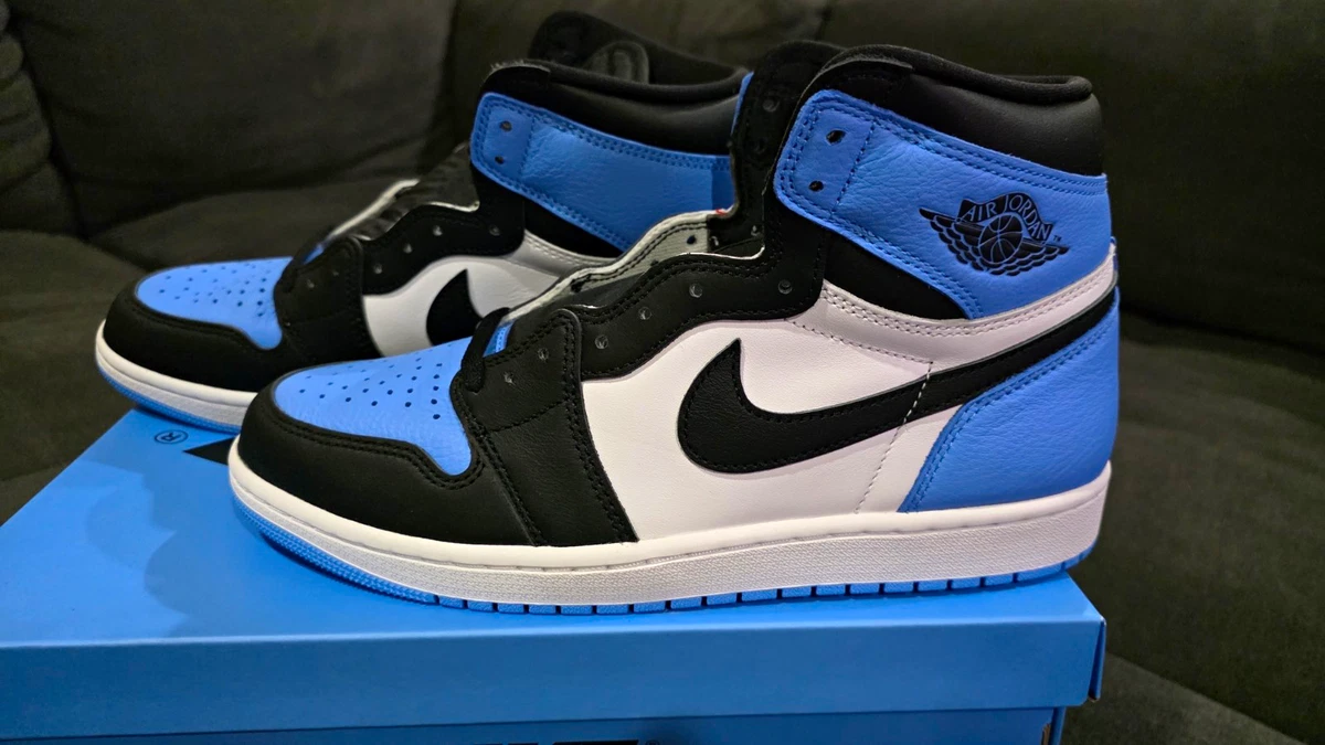 Nike Air Jordan 1 Retro High OG UNC Toe Size 10 DZ5485-400 DS
