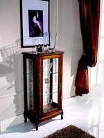 Design MöBel Italienische Braun Vitrine Holz Luxus SchräNke Klassische Anrichte