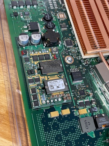 Cisco Systems Model : 15454-OTU2-XP 4 X OTN 10G / WOWUA1VDAE Mr Transponder - Picture 5 of 9