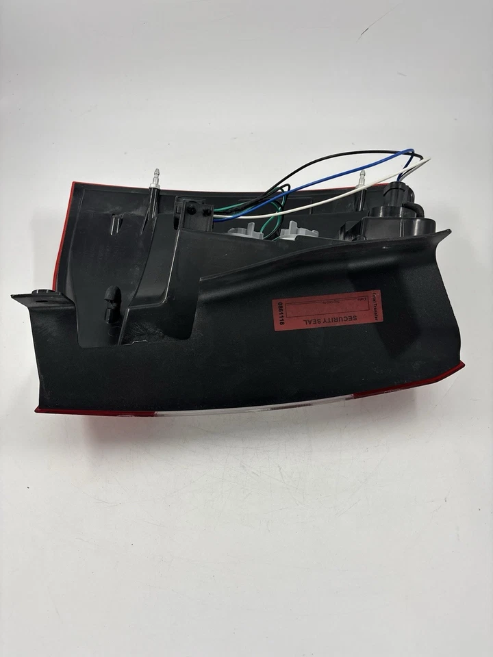 Lámpara de freno con luz trasera LED apta para Chrysler Town & Country 2011-2016 Foto 4 de 4