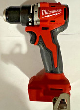Milwaukee M18 FUEL 18V Lithium-Ion Brushless Cordless 1/2 in Hammer Drill/Driver
