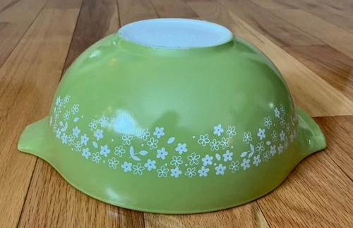 Vintage Pyrex Spring Blossom CRAZY DAISY Green CINDERELLA Mixing Bowl  # 443