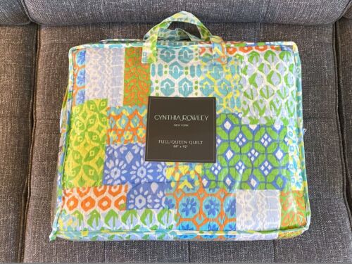 NUOVO NUOVO CON SCATOLA Cynthia Rowley NEW YORK set 3 pezzi copriletto trapunta 2 federe patchwork - Foto 2 di 13