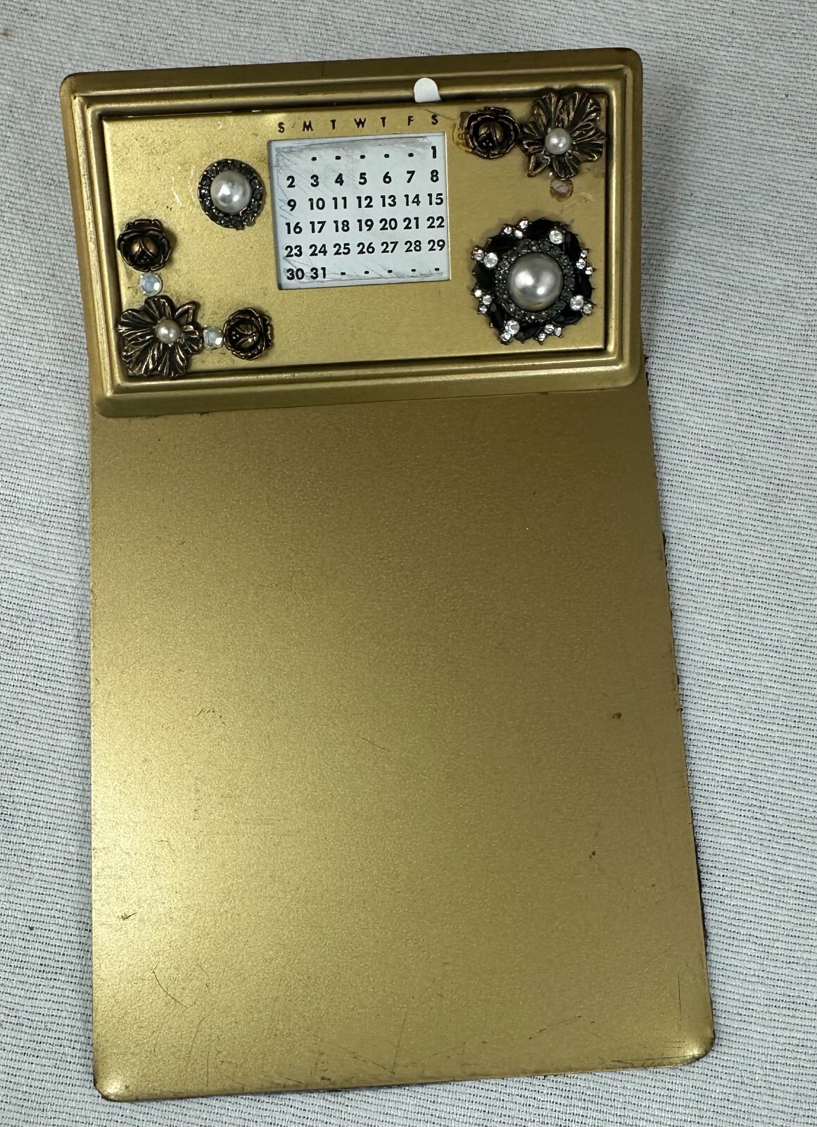 Picture 1 of 10