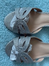 Stylish Sling Back Sparkly Silver Shoes Size 6