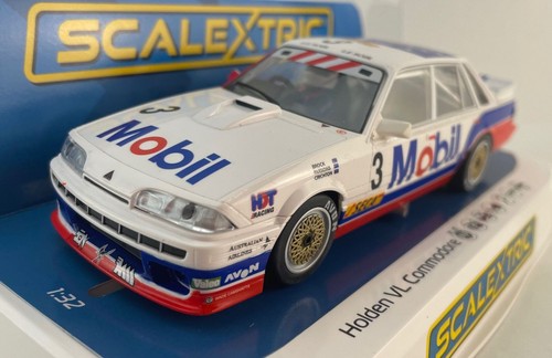 Scalextric C4549 Holden VL Commodore Spa 1987 Holden Dealer Team Brock Slot Car - Picture 6 of 9