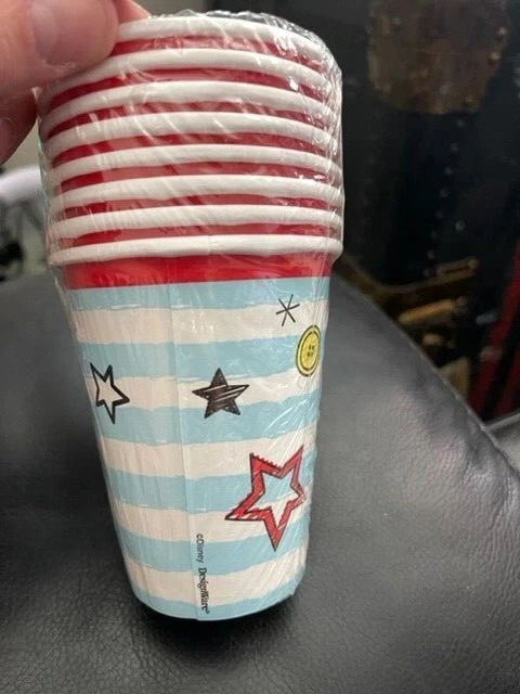 TAZAS DE PAPEL MICKEY MOUSE On the Go 9 oz (8) ~ Suministros para fiestas de cumpleaños bebidas Foto 2 de 2