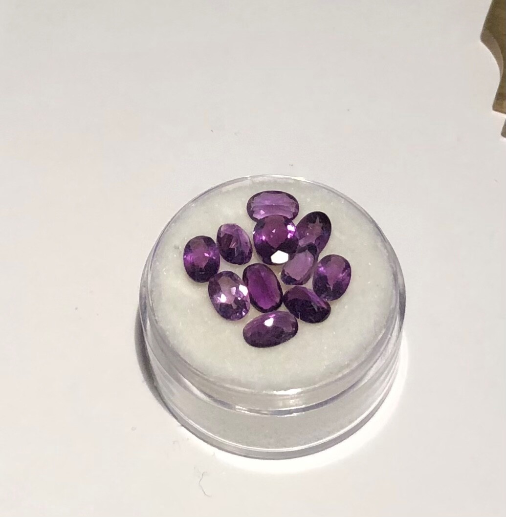 loose Semi precious stones 11 oval amethyst, all about the same size