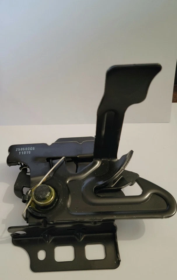OEM 2004-2014 Chevy Hood Latch: Impala, Malibu, Monte Carlo - 25868008 Foto 2 de 3