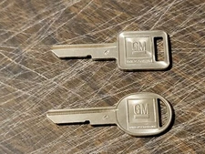 C-D Key Blanks For GM Crest Logo - 68 72 76 80 87 88 89 90