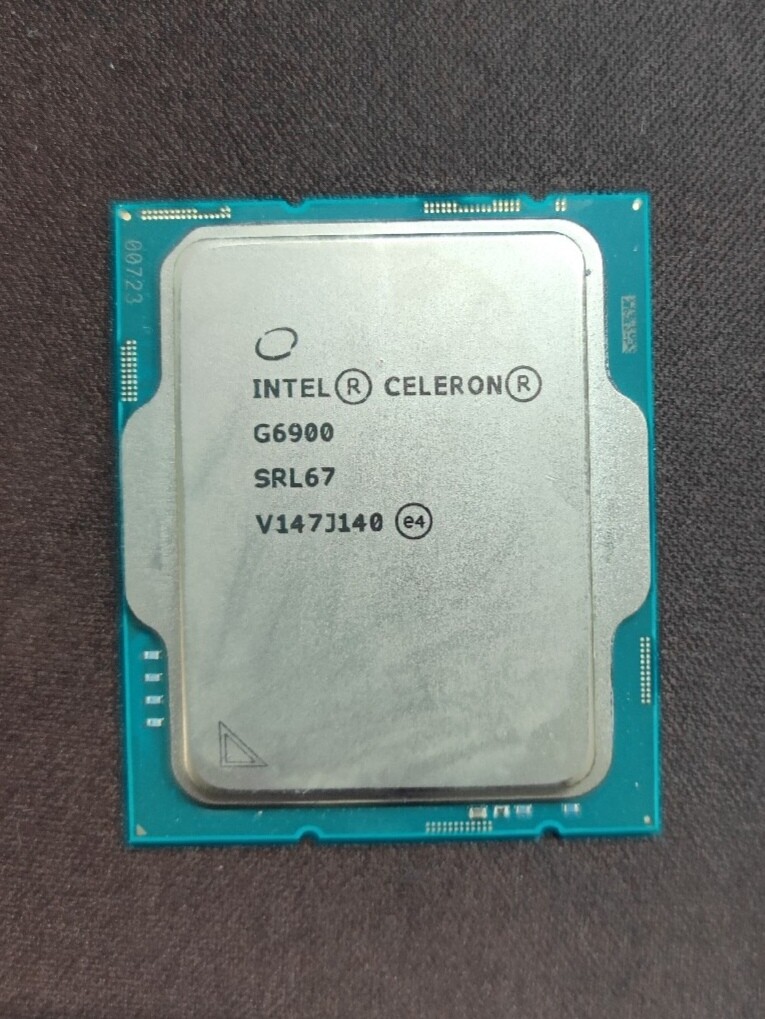 CPU Intel Celeron G6900 CPU LGA 1700 Intel Celeron G6900 CPU 3.4 GHz LGA 1700 Processor Up to