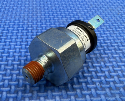 #ad Mack Truck 23721213 Honeywell Heavy Duty Air Brake Pressure Switch $49.95